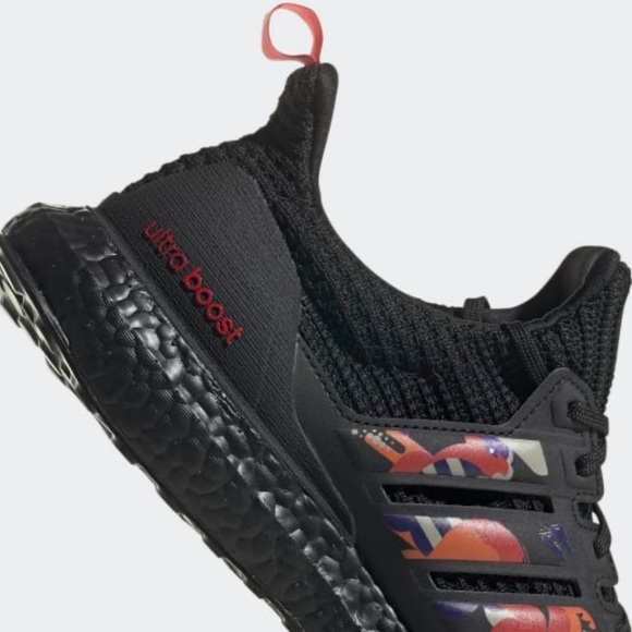 adidas ULTRABOOST DNA LUNAR NEW YEAR - Picture 7 of 12